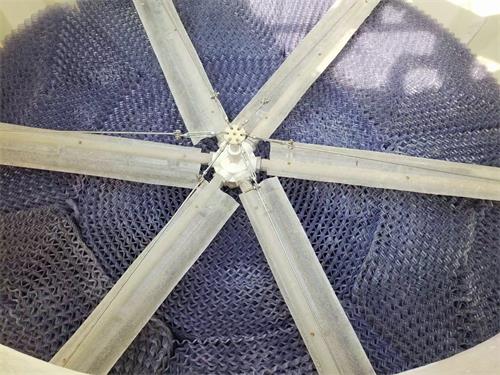 閉式冷卻塔里面的平衡管、風(fēng)機(jī)與側(cè)風(fēng)機(jī)的作用是什么